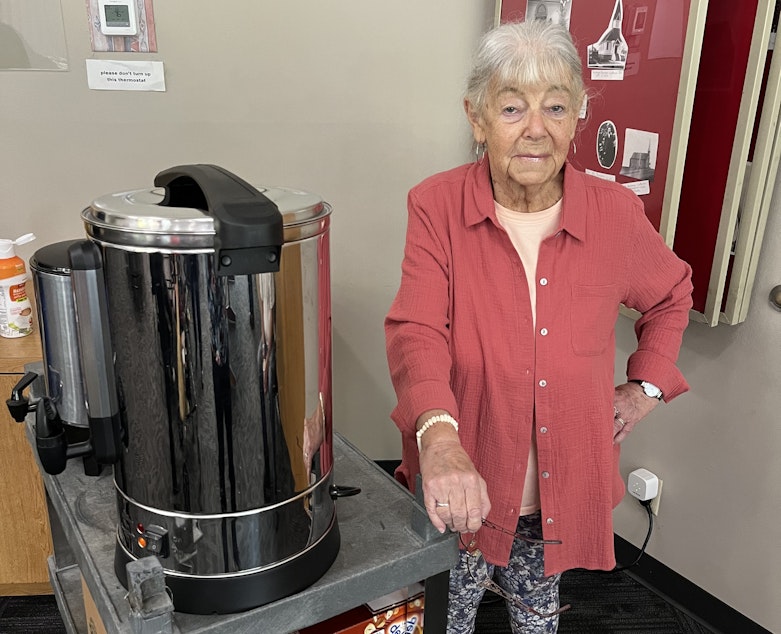 caption: 85 year-old Ursula DeWitt, a long-time volunteer at the Maple Alley Inn in Bellingham, Washington.